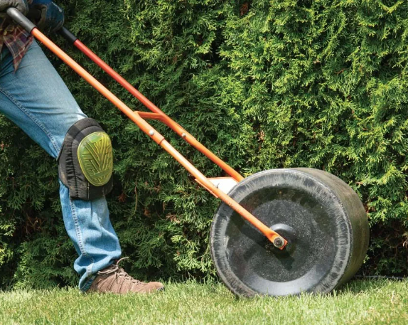 a road roller Cylindrical
