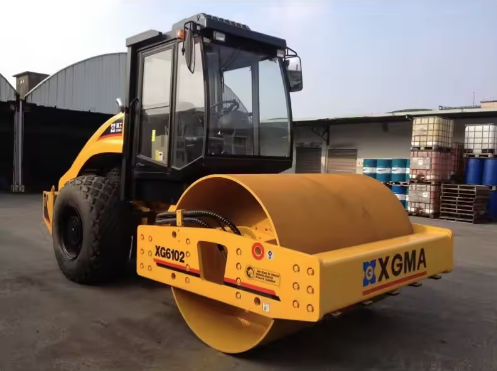 compactor road roller