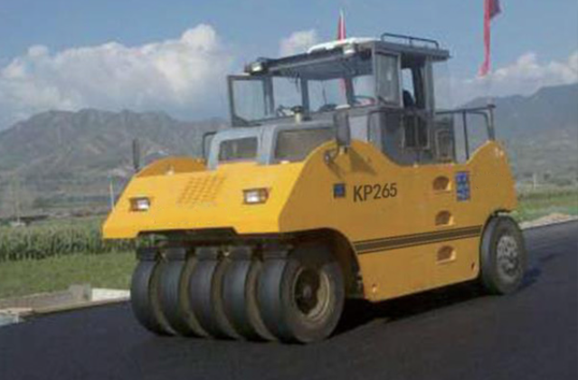asphalt roller machine