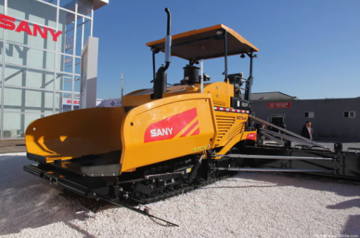 construction machinery industry Paver