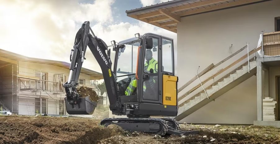 1.64 ton Volvo Mini Excavator EC15E