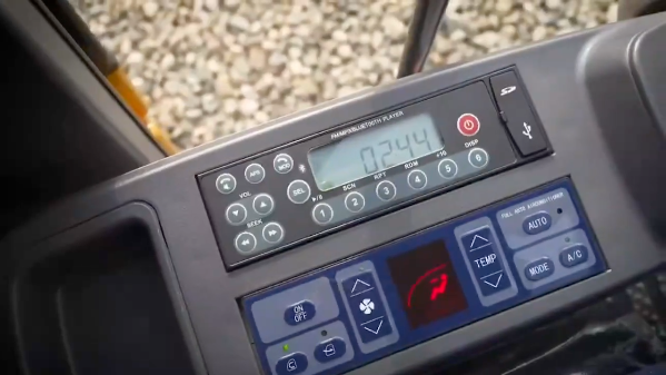 WW220 crawler excavator