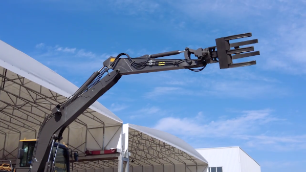 WWE30 rubber tire excavator