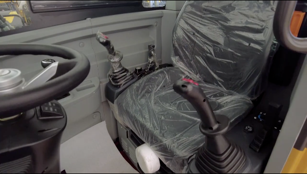 WWE30 8t wheeled excavator