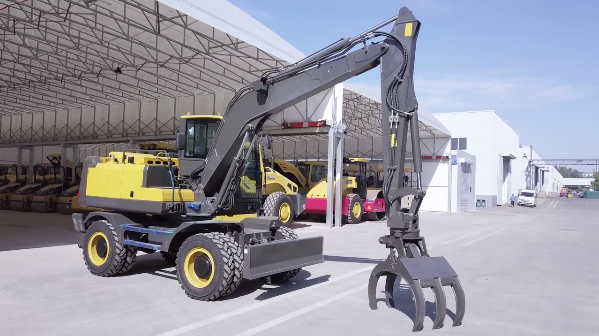 WWE30 8t wheeled excavator