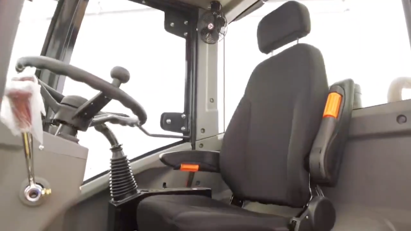 wheel loader machine