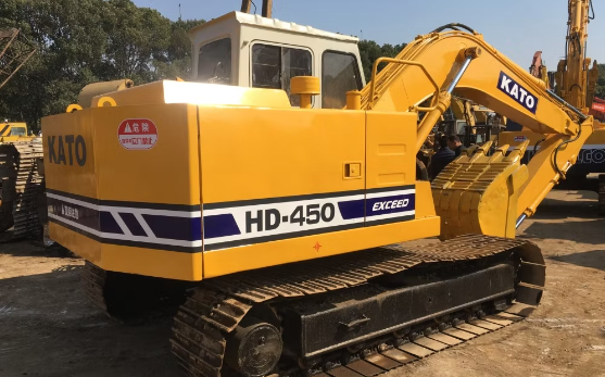 KATO EXCAVATOR
