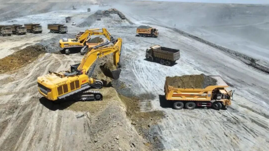 Russia Excavator Market Share: 74% Held by China Excavator Manufacturer