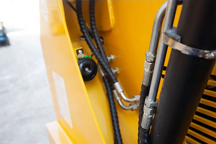 WSL12A all wheel steer skid loader