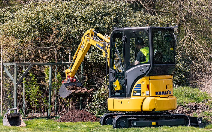 KOMATSU best mini excavator