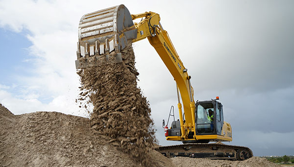 global excavator market
