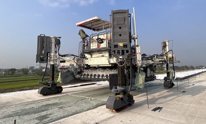 Cement Concrete Pavement Equipment